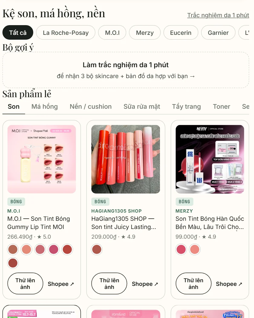 Kệ son trong công cụ thử son online với các thẻ sản phẩm có nhãn chất son, giá và nút Thử lên ảnh
